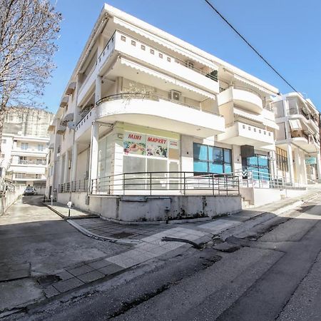 Grand Meteora Central Luxury Apartment カランバカ エクステリア 写真