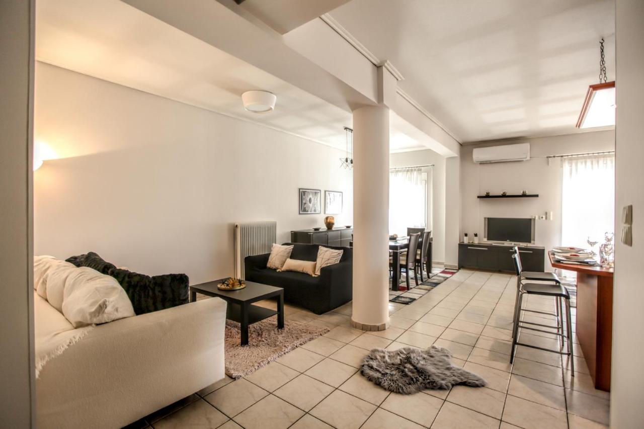Grand Meteora Central Luxury Apartment カランバカ エクステリア 写真