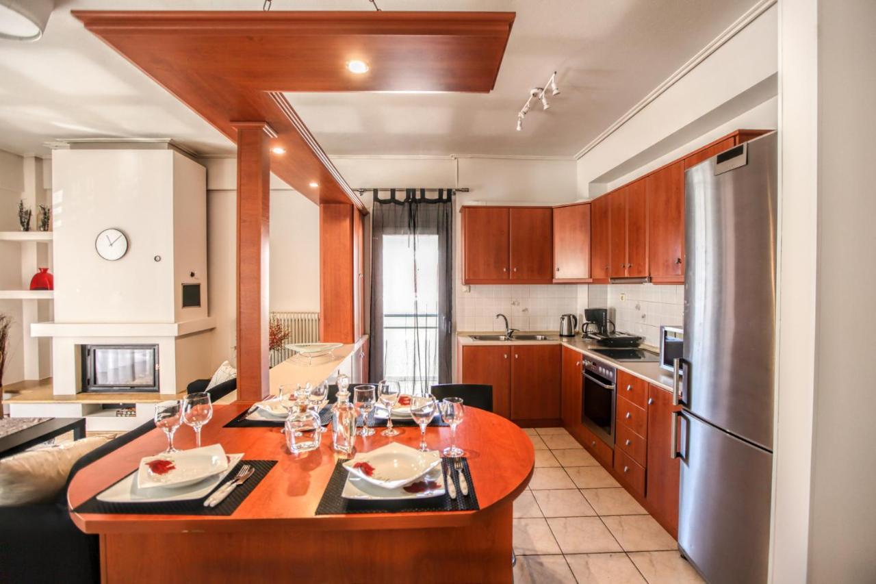 Grand Meteora Central Luxury Apartment カランバカ エクステリア 写真